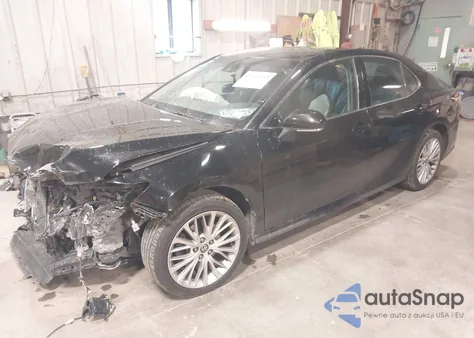 2020 Toyota Camry Xle Awd z USA, uszkodzony, nr VIN 4T1F11BK8LU009467